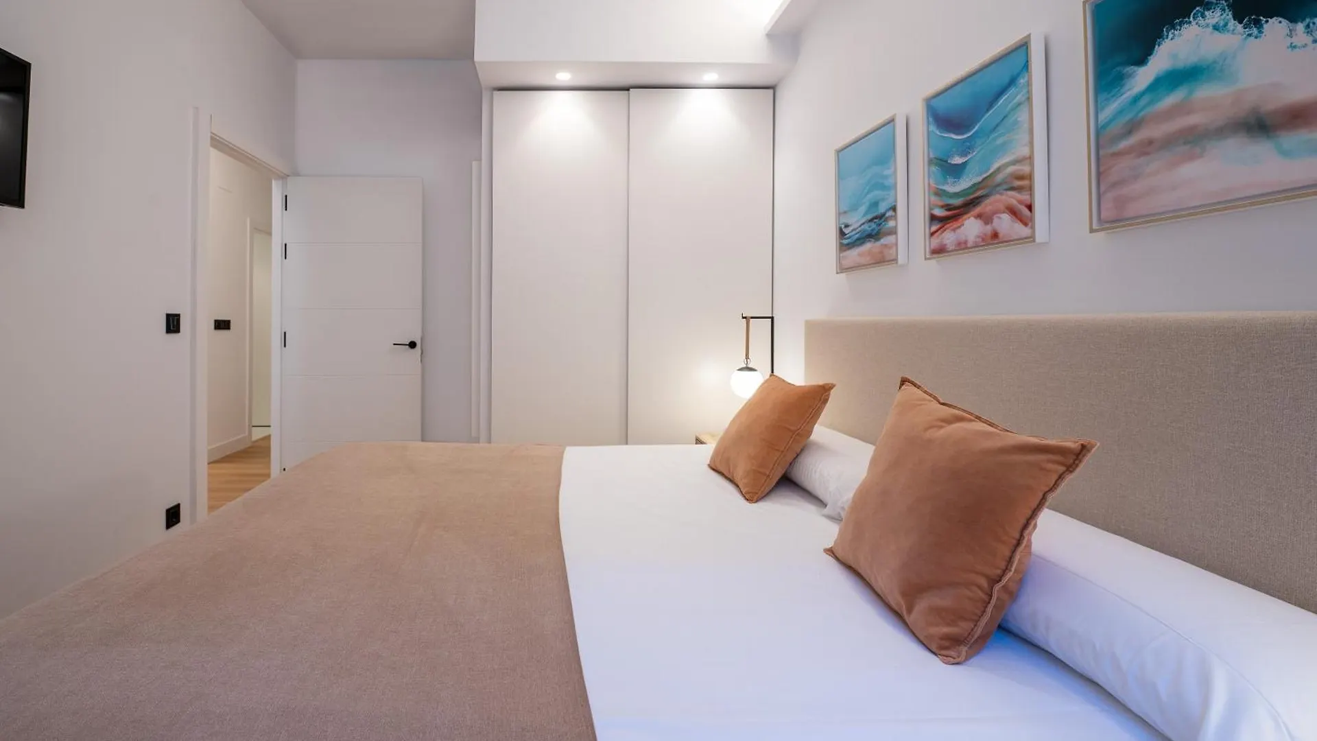 Appartamento San Sebastian City Center + Parking Free 0*,  Spagna